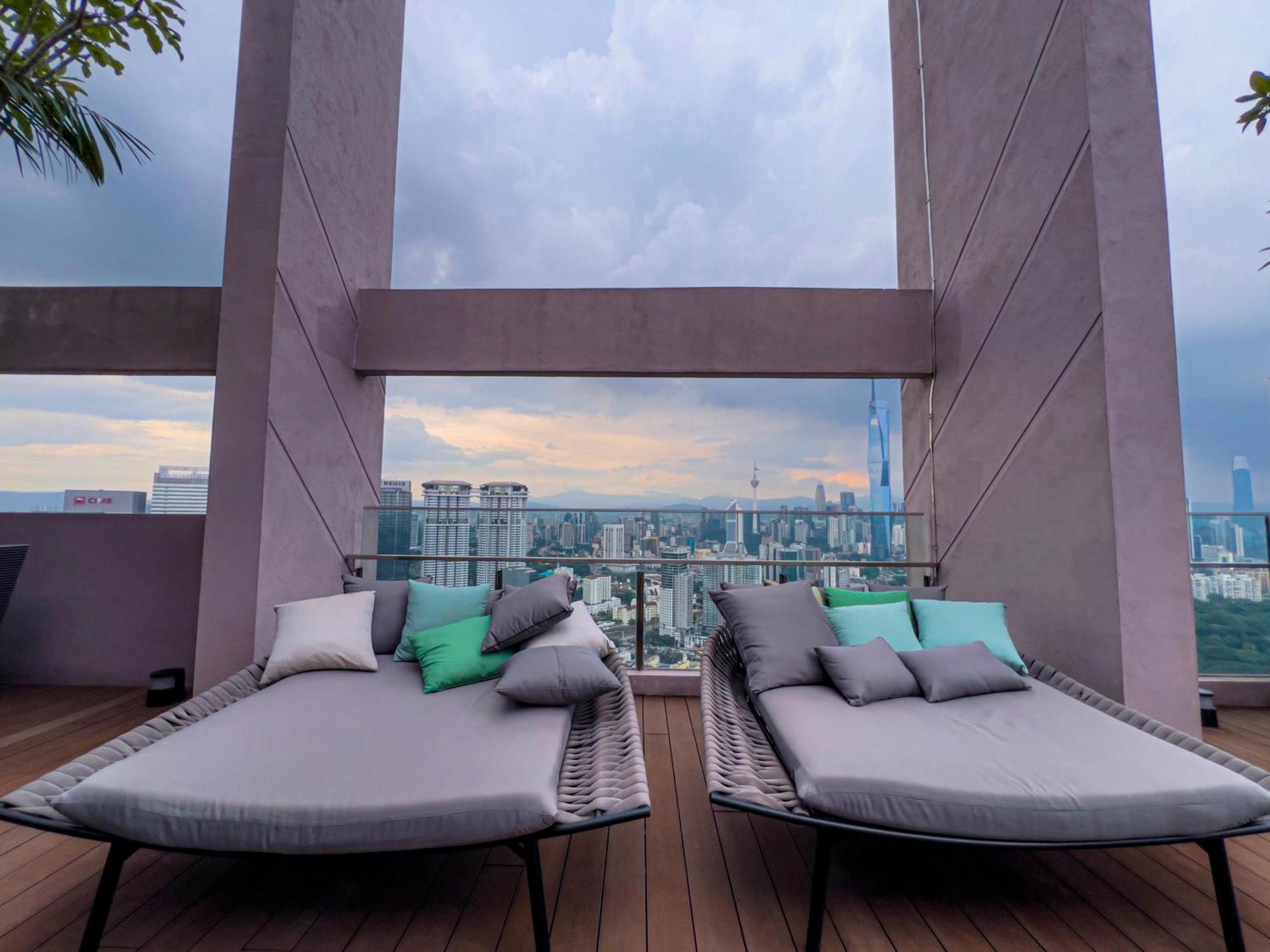 Sky Pool Suites Kl Sentral - Riveria City Куала-Лумпур Екстер'єр фото