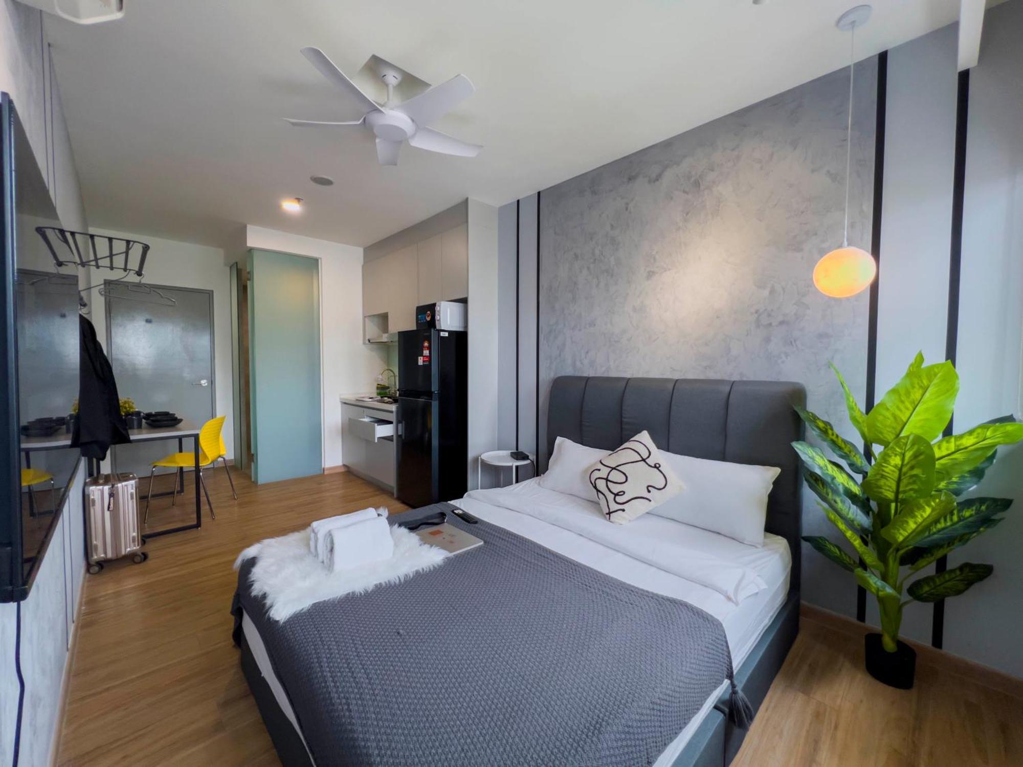 Sky Pool Suites Kl Sentral - Riveria City Куала-Лумпур Екстер'єр фото